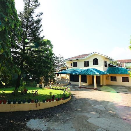 Hundred Moon Hotel Yangon Exterior photo